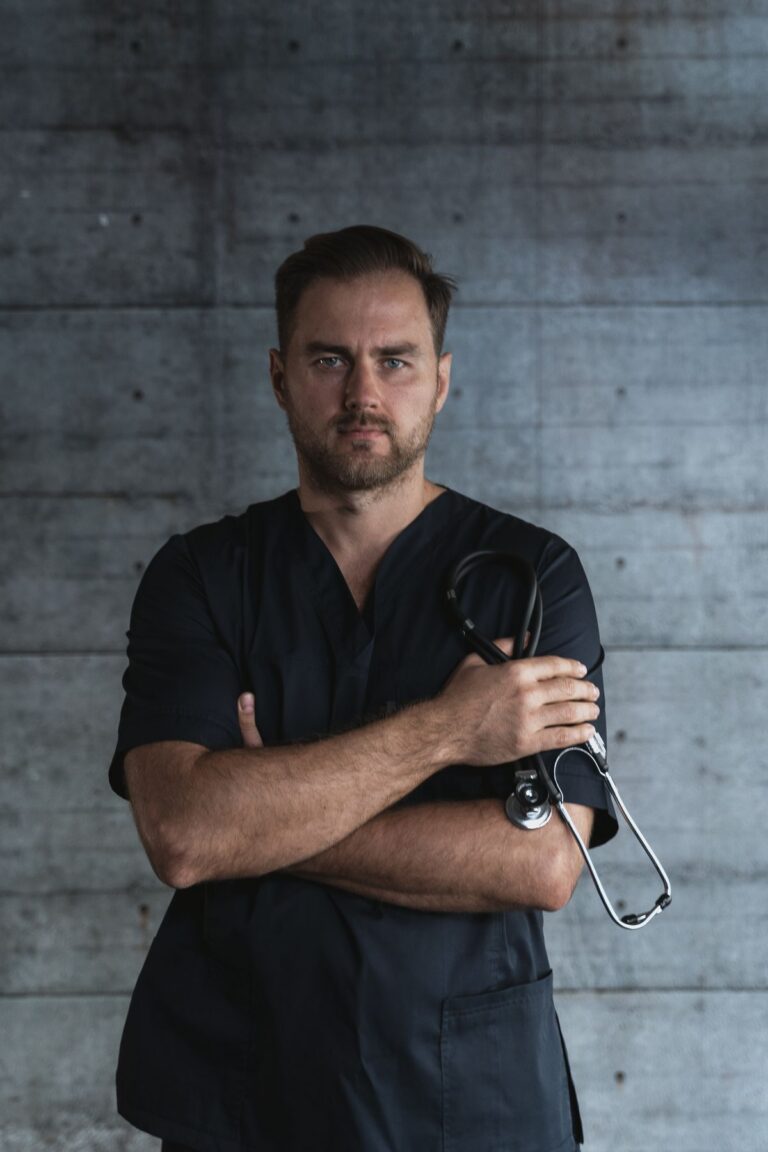 Dr. Ricardo Silva